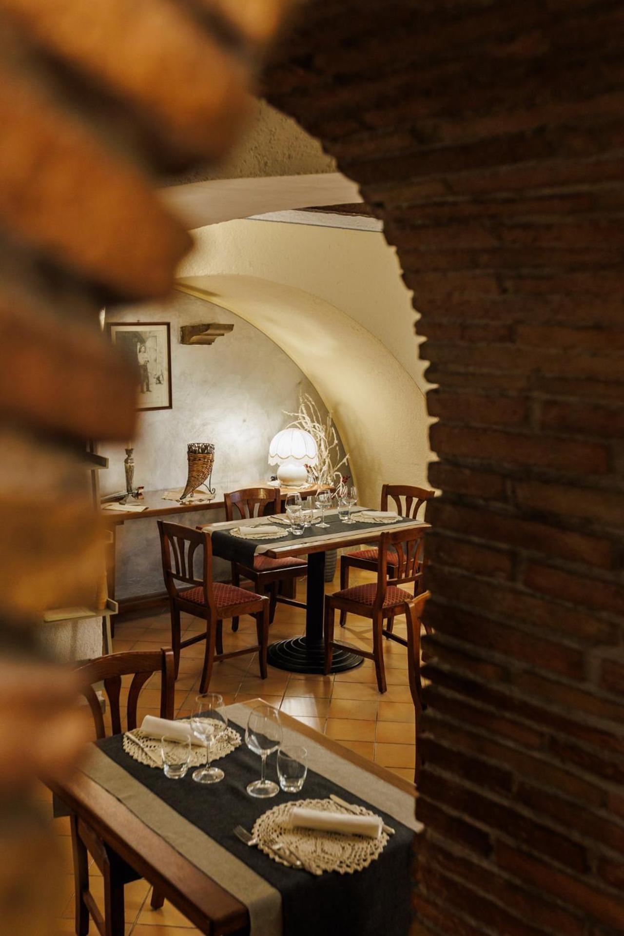 Hotel Le Mura Foligno Bagian luar foto