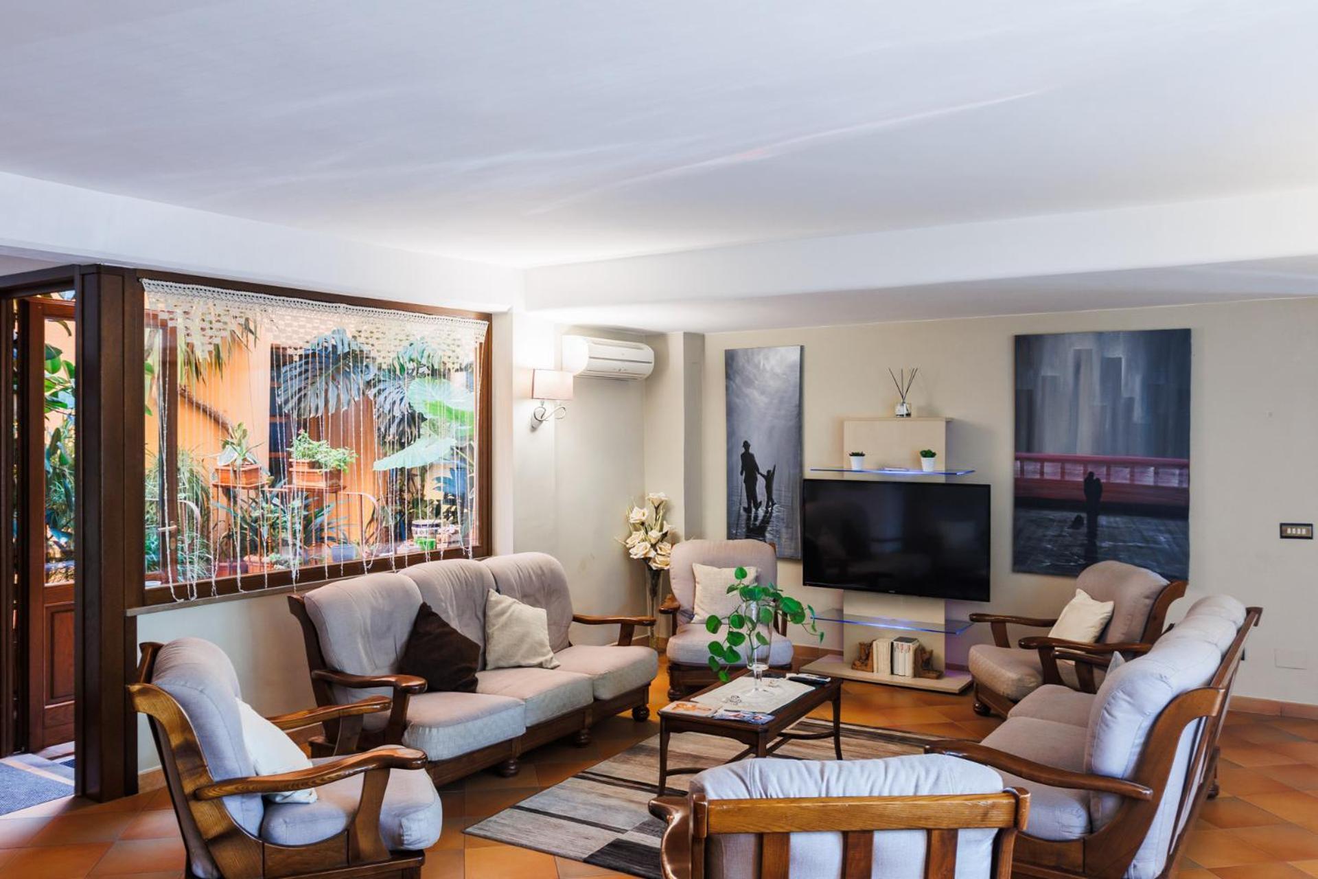 Hotel Le Mura Foligno Bagian luar foto